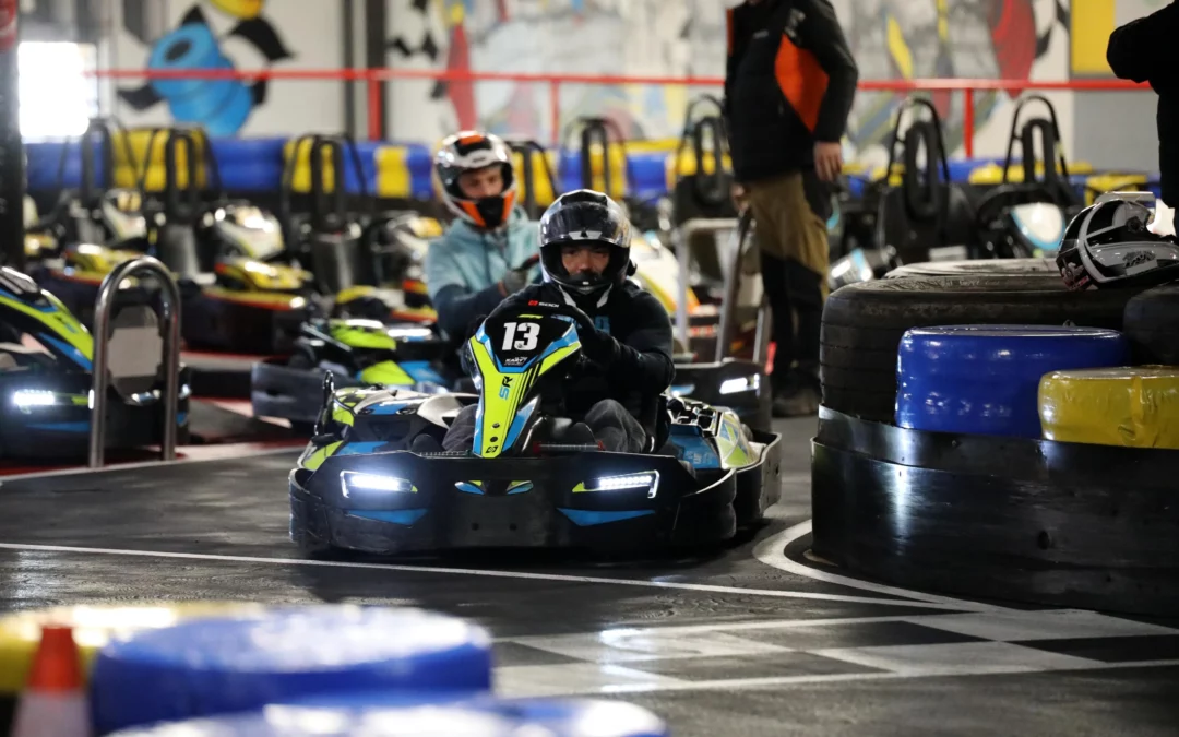 Piste de karting indoor dans les Vosges : le lieu idéal pour un team-building hivernal